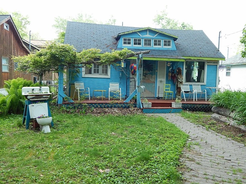 Garden on Ward's Island.